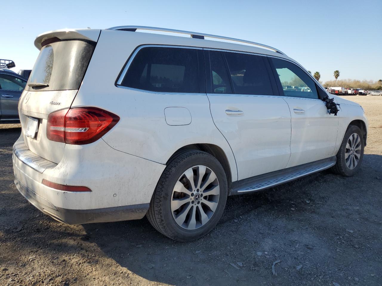 4JGDF6EE8HA987424  mercedes-benz gls 450 2017 IMG 2