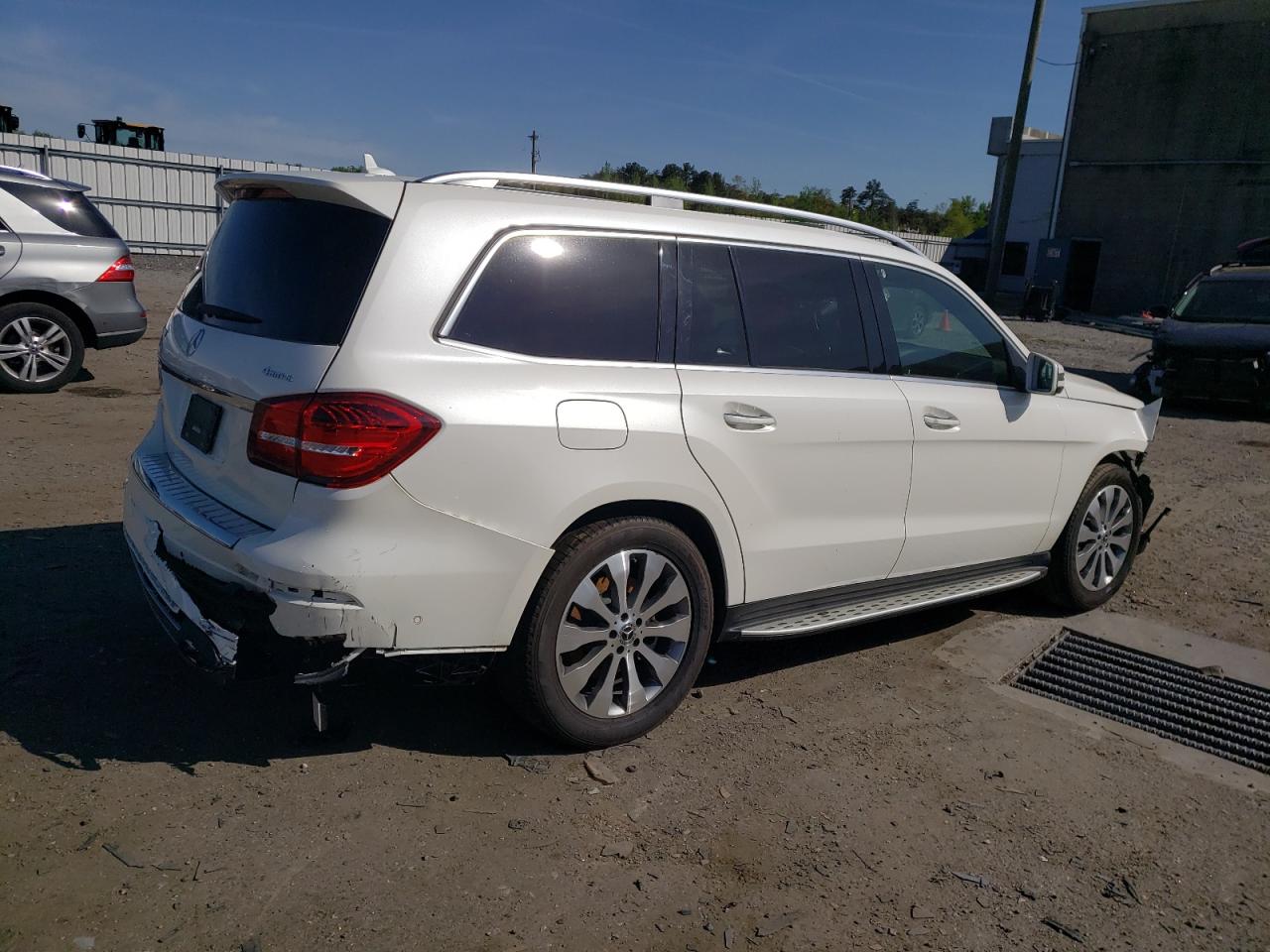 4JGDF6EEXJB016036  mercedes-benz gls-class 2017 IMG 2