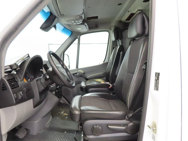 WDB9066331P176602  mercedes-benz sprinter 2015 IMG 5