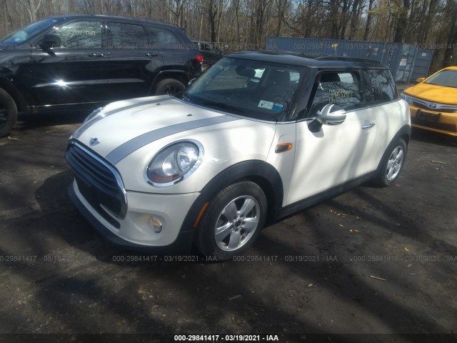 WMWXP5C36H2G60685  mini hardtop 2 door 2017 IMG 1