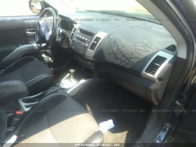 JA4JT3AW4BU007930  mitsubishi outlander 2011 IMG 4