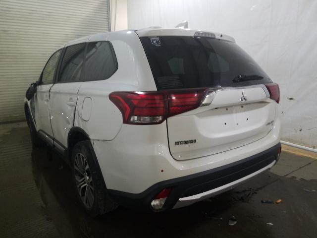 JA4AZ3A31HZ021686  mitsubishi outlander 2017 IMG 2