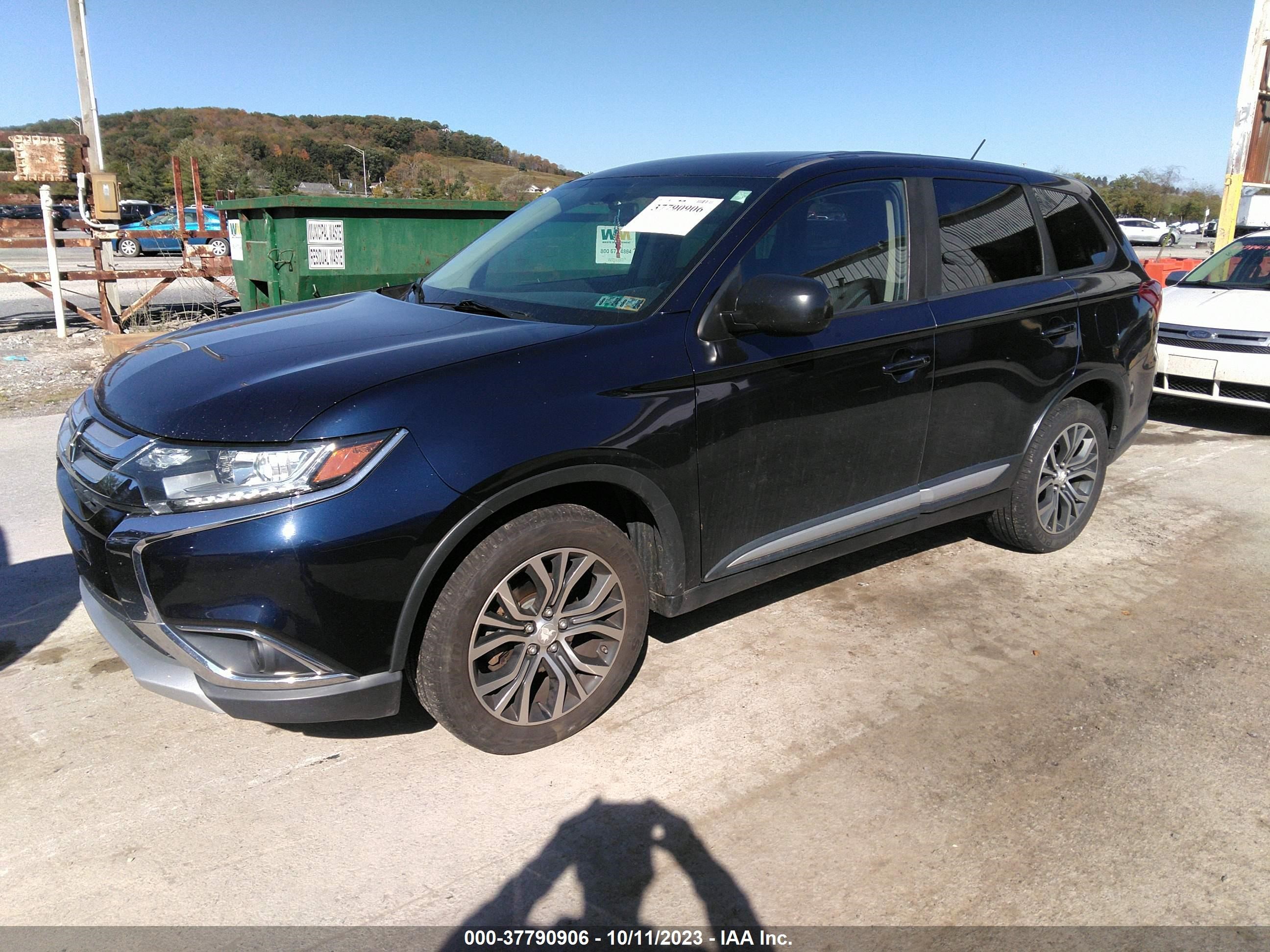 JA4AZ3A32GZ037846  mitsubishi outlander 2016 IMG 1