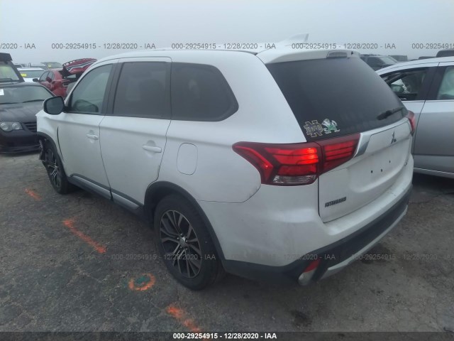 JA4AD3A30JZ000901  mitsubishi outlander 2018 IMG 2