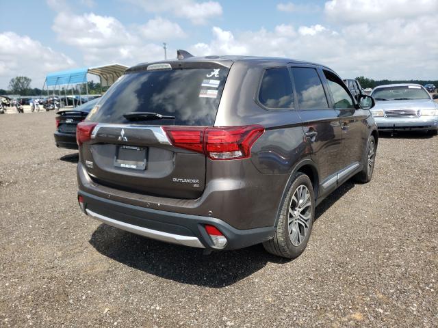 JA4AD3A31HZ046943  mitsubishi outlander 2017 IMG 3