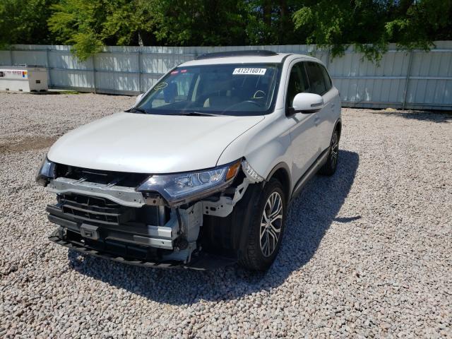 JA4AD3A32JZ034872  mitsubishi outlander 2018 IMG 1