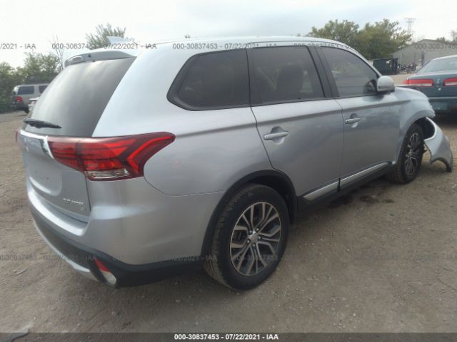 JA4AD3A35HZ048629  mitsubishi outlander 2017 IMG 3