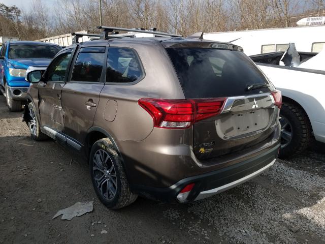 JA4AZ3A30JZ035164  mitsubishi outlander 2018 IMG 2