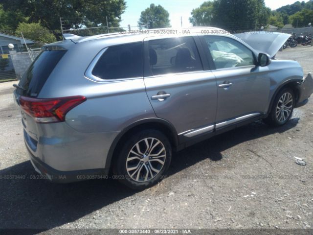 JA4AZ3A31HZ058883  mitsubishi outlander 2017 IMG 3