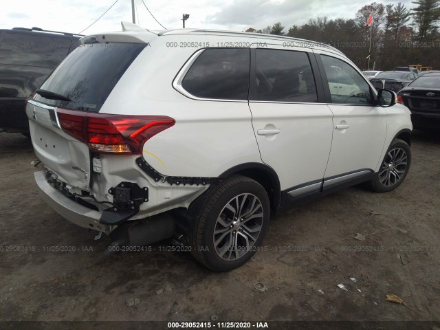 JA4AZ3A33JZ008878  mitsubishi outlander 2018 IMG 3