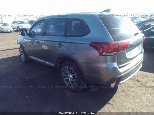 JA4AZ3A34JZ016553  mitsubishi outlander 2018 IMG 2