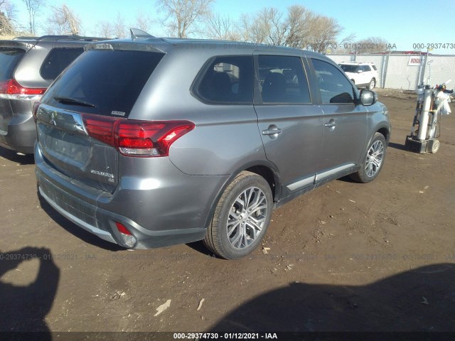 JA4AZ3A34JZ016553  mitsubishi outlander 2018 IMG 3