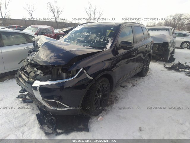 JA4AZ3A36JZ020149  mitsubishi outlander 2017 IMG 1