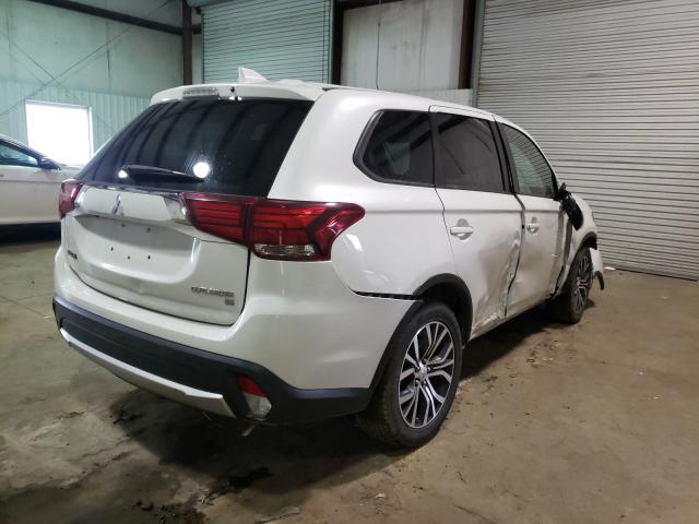 JA4AZ3A38HZ045144  mitsubishi outlander 2017 IMG 3