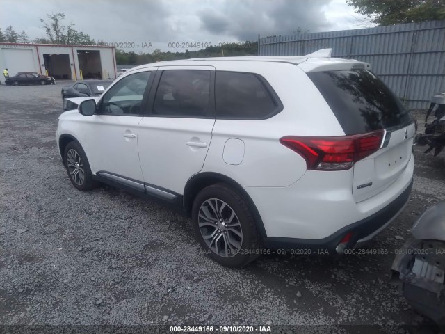 JA4AZ3A39HZ060302  mitsubishi outlander 2017 IMG 2