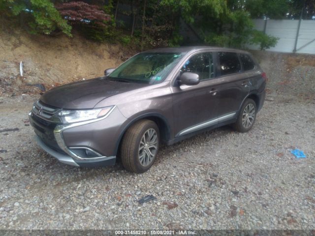 JA4AZ3A39HZ060851  mitsubishi outlander 2017 IMG 1