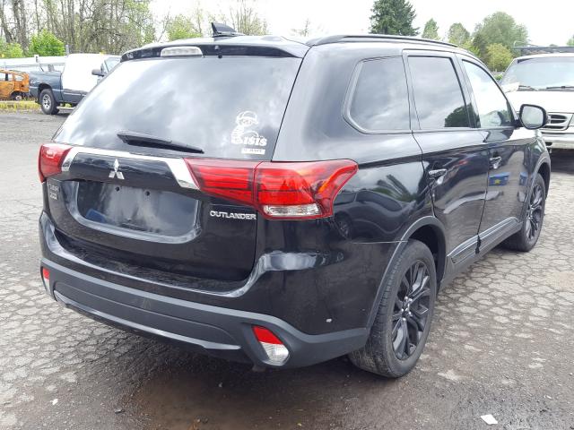 JA4AZ3A3XJZ030229  mitsubishi outlander 2018 IMG 3