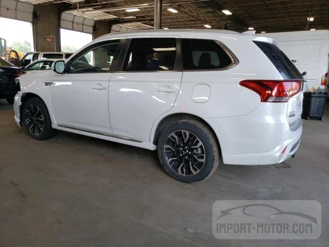 JA4J24A53JZ030567  mitsubishi outlander 2018 IMG 1