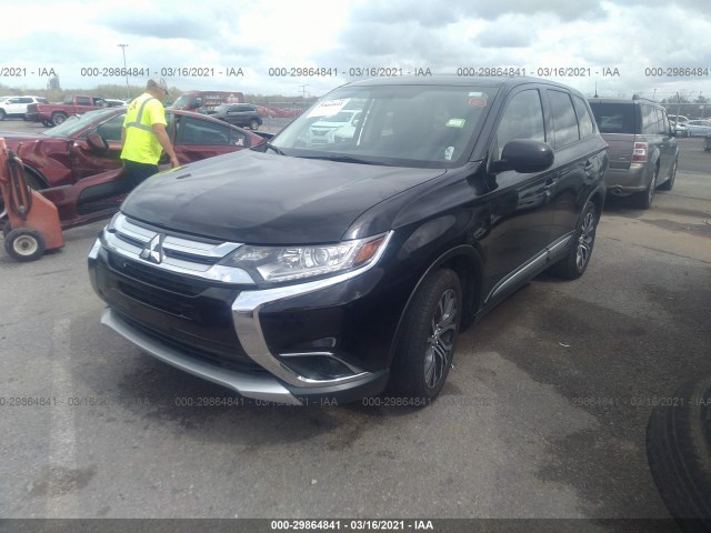 JA4AD2A30JZ053446  mitsubishi outlander 2018 IMG 1