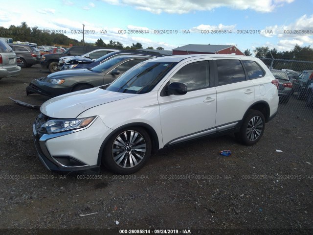 JA4AD2A34KZ006017  mitsubishi outlander 2019 IMG 1