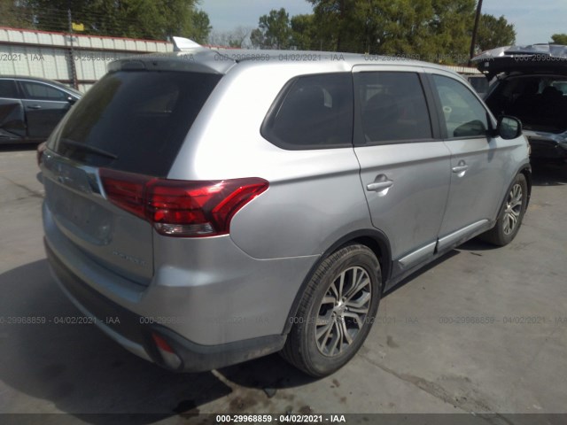 JA4AD2A39JZ063456  mitsubishi outlander 2018 IMG 3