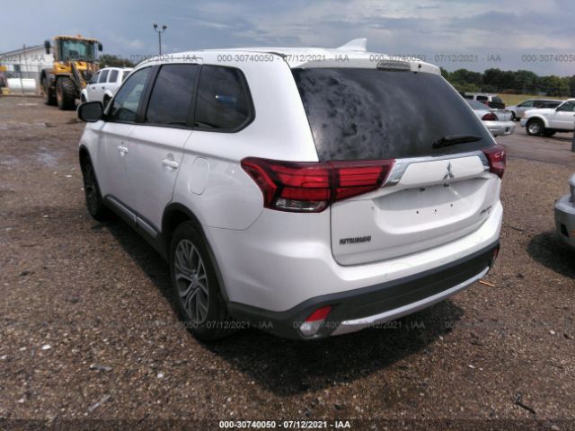 JA4AD3A32JZ041787  mitsubishi outlander 2018 IMG 2