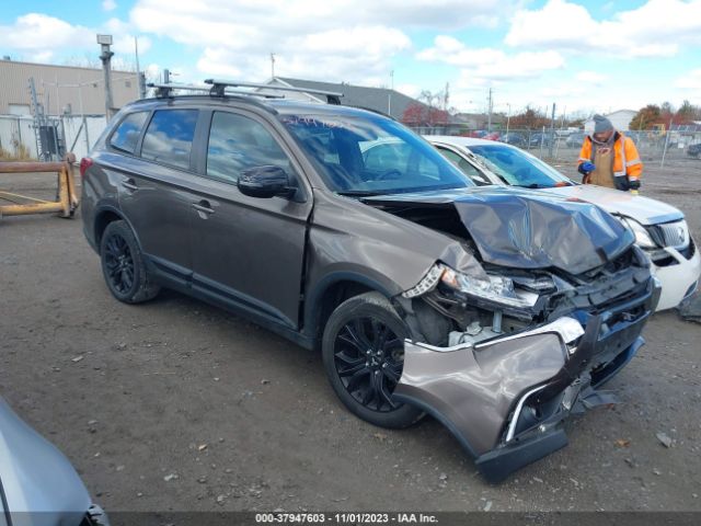 JA4AD3A37JZ048721  mitsubishi outlander 2018 IMG 0