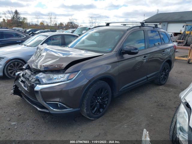 JA4AD3A37JZ048721  mitsubishi outlander 2018 IMG 1