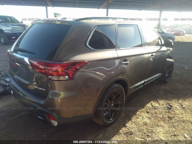 JA4AD3A38JZ028395  mitsubishi outlander 2018 IMG 3