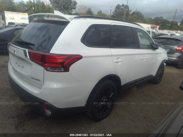 JA4AD3A39KZ033901  mitsubishi outlander 2018 IMG 3