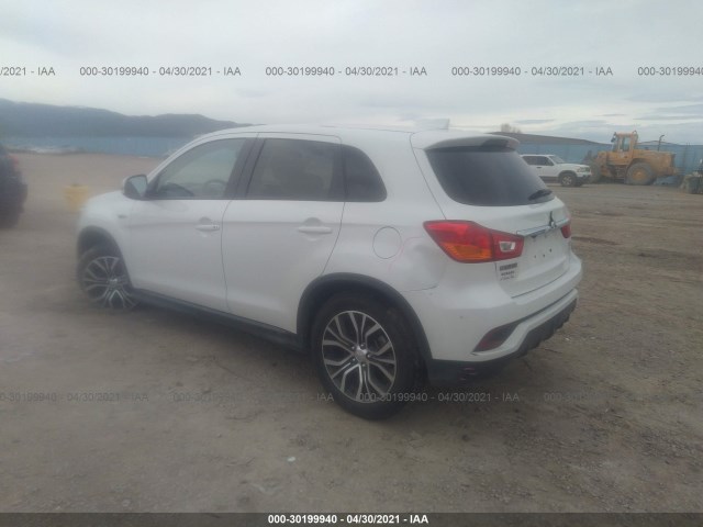 JA4AR3AU6KU013323  mitsubishi  2019 IMG 2