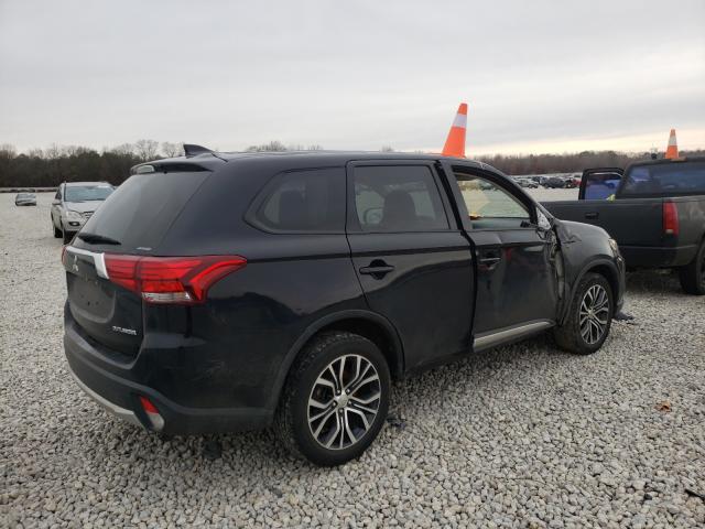 JA4AZ3A34JZ058995  mitsubishi outlander 2018 IMG 3