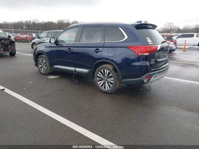 JA4AZ3A35KZ003506  mitsubishi outlander 2018 IMG 2