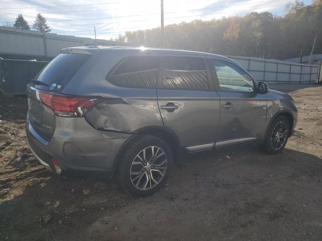 JA4AZ3A36JZ004100  mitsubishi outlander 2018 IMG 2