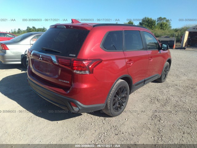 JA4AZ3A37JZ049448  mitsubishi outlander 2018 IMG 3