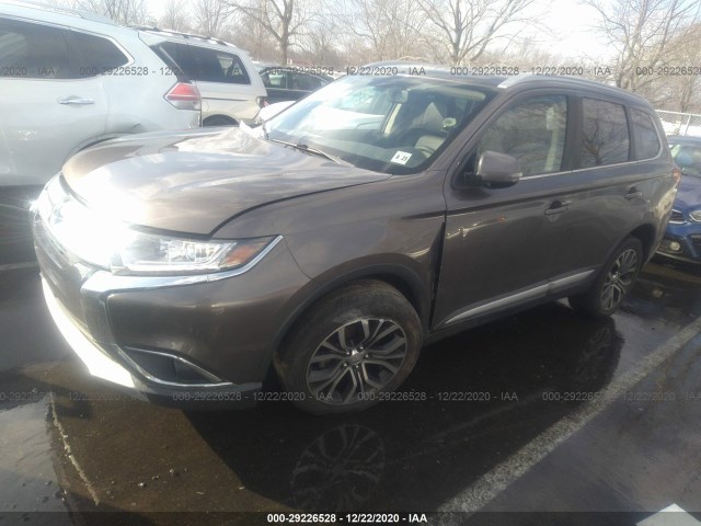 JA4AZ3A38JZ048924  mitsubishi outlander 2018 IMG 1