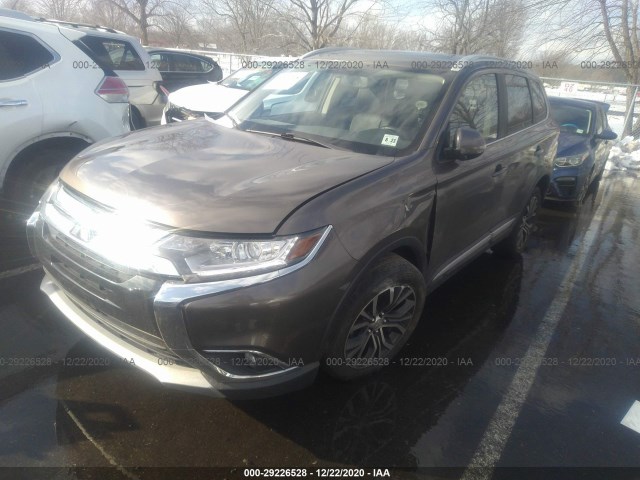 JA4AZ3A38JZ048924  mitsubishi outlander 2018 IMG 5