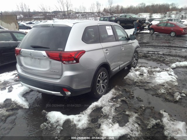 JA4AZ3A39JJ002422  mitsubishi outlander 2018 IMG 3