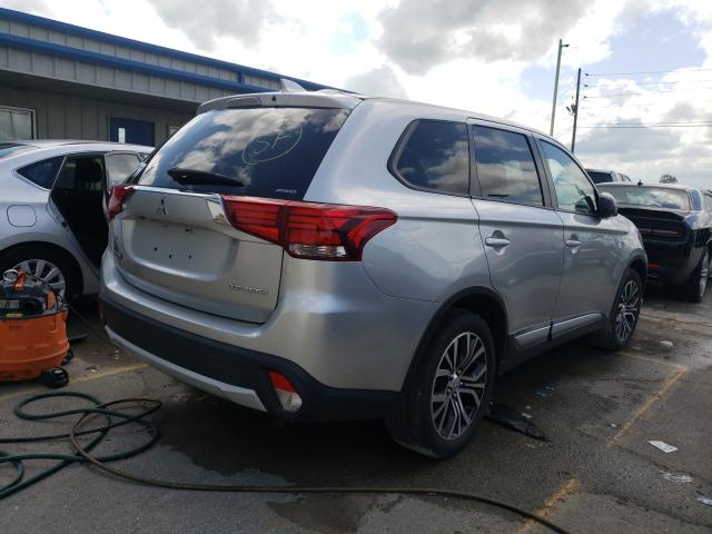 JA4AZ3A39JZ059334  mitsubishi outlander 2018 IMG 3