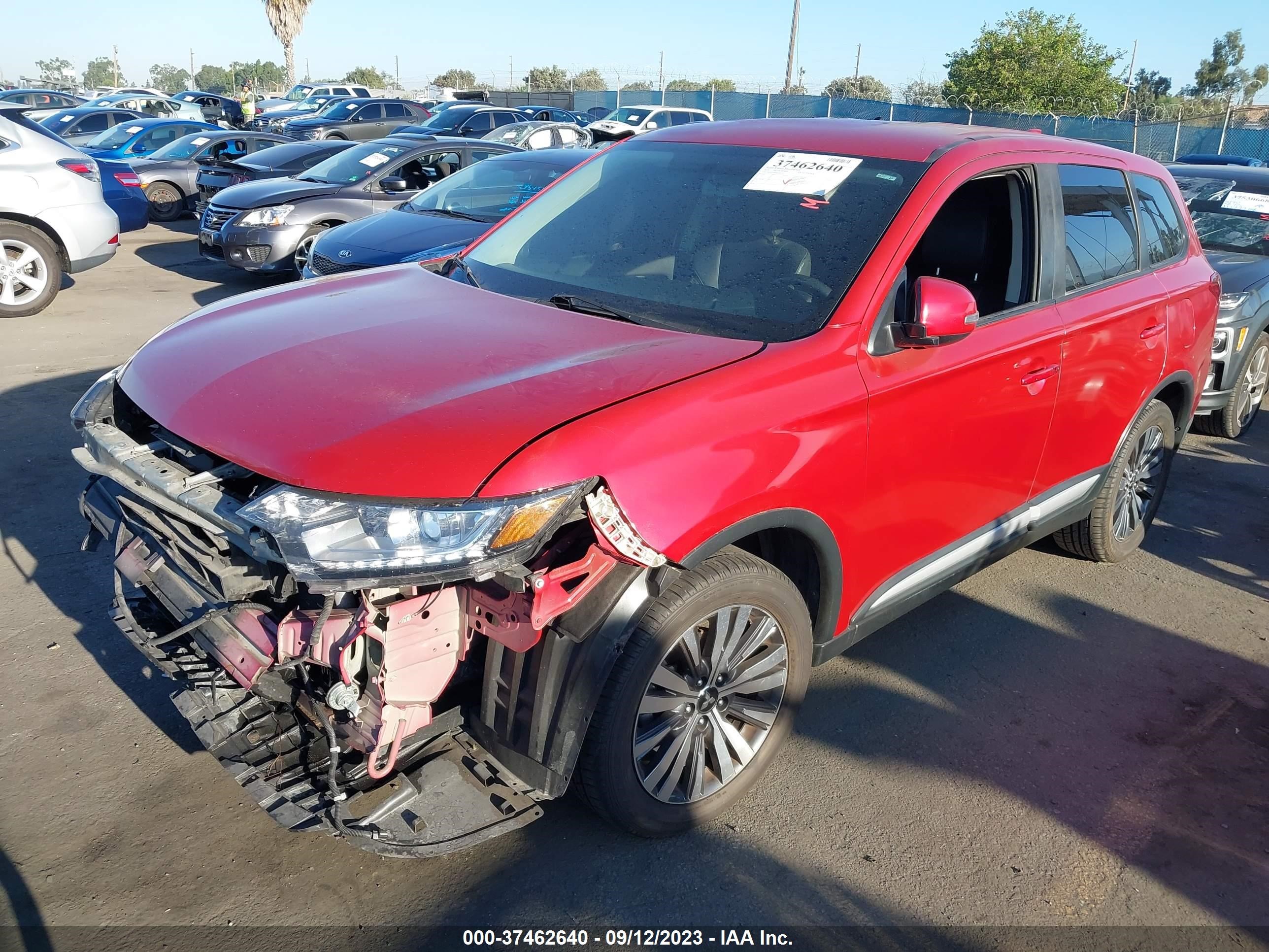 JA4AD3A31KZ042592  mitsubishi outlander 2019 IMG 1