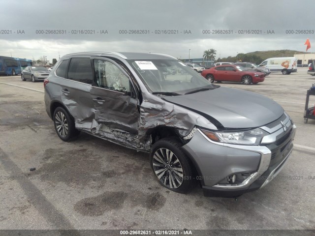 JA4AD3A34LZ020605  mitsubishi outlander 2020 IMG 0