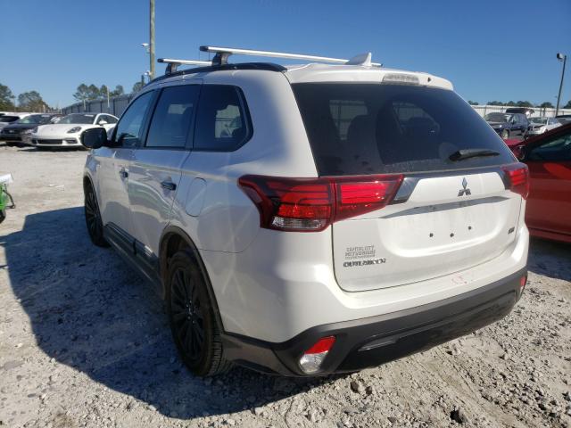 JA4AD3A37LZ006410  mitsubishi outlander 2020 IMG 2