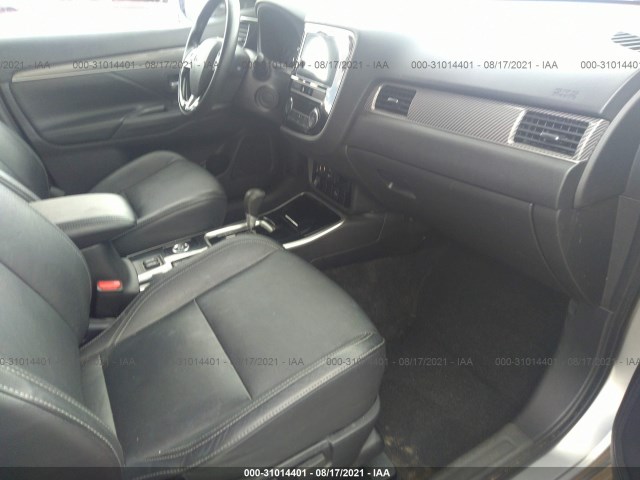 JA4AZ3A34KJ001034  mitsubishi outlander 2019 IMG 4