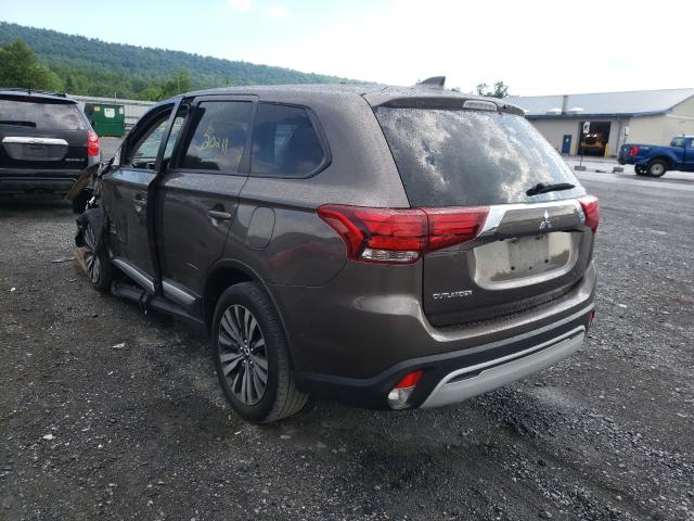 JA4AZ3A34LZ012215  mitsubishi outlander 2020 IMG 2