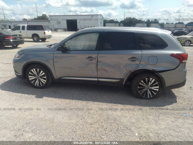 JA4AZ3A39KZ046830  mitsubishi outlander 2019 IMG 5