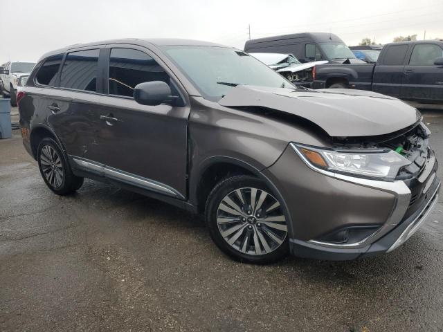 JA4AD2A34LZ037477  mitsubishi outlander 2020 IMG 3