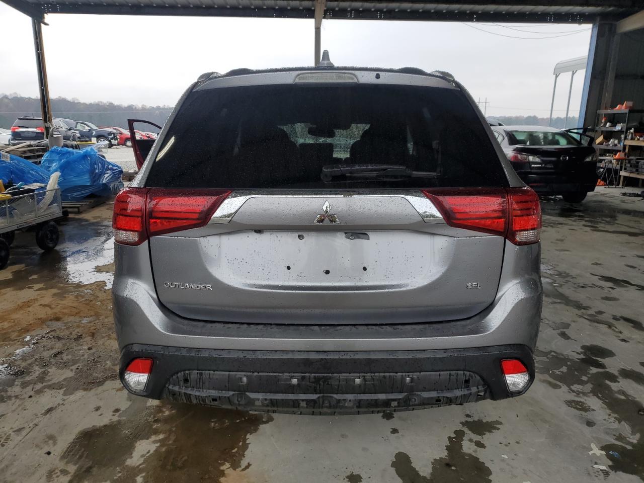 JA4AD3A36LZ033307  mitsubishi outlander 2020 IMG 5