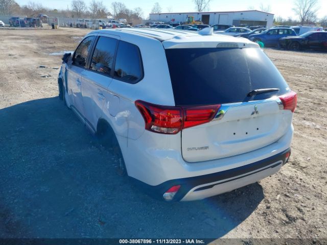 JA4AZ3A33LZ048901  mitsubishi outlander 2020 IMG 2