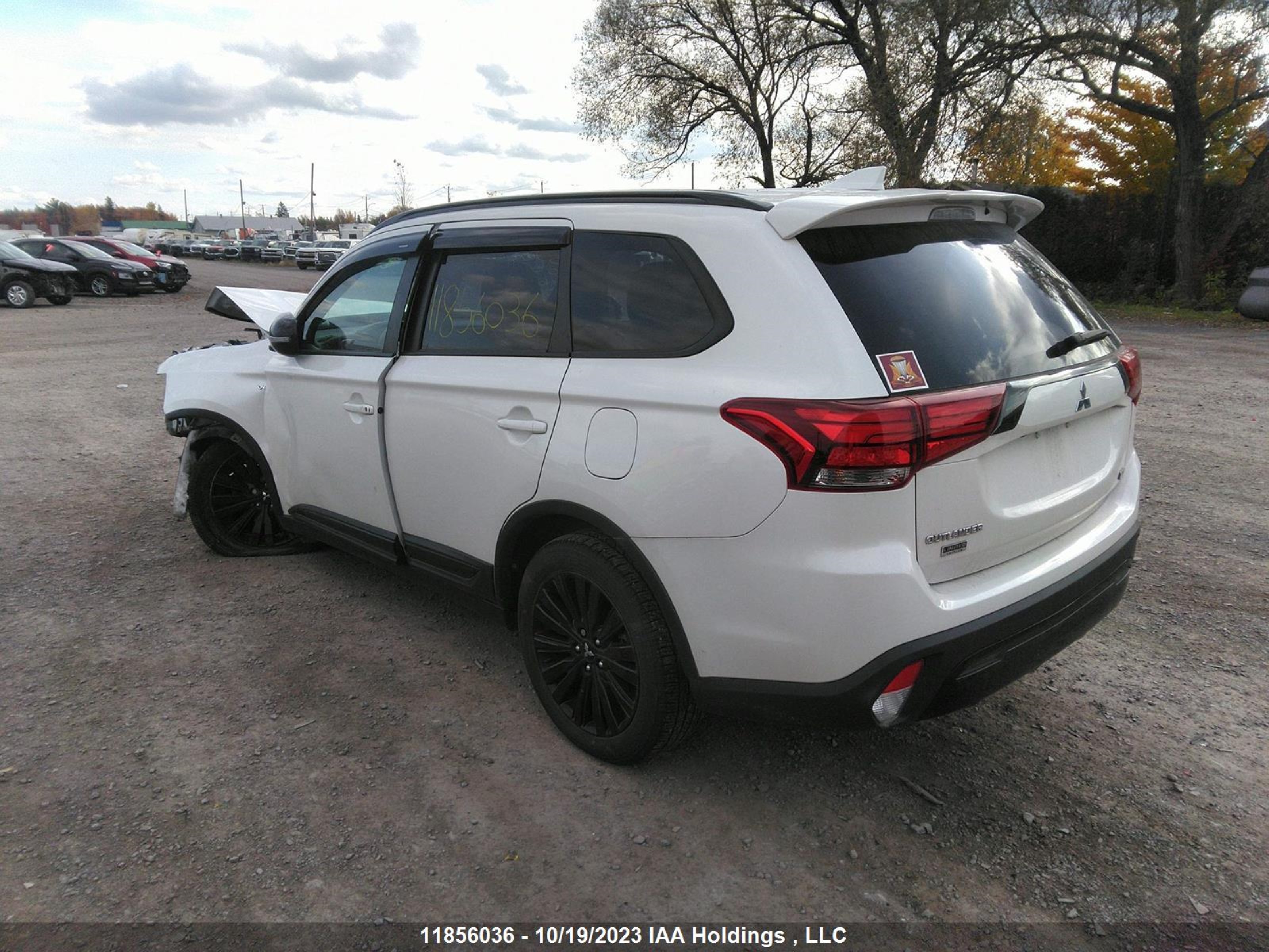 JA4JZ3AX5LZ613345  mitsubishi outlander 2020 IMG 2