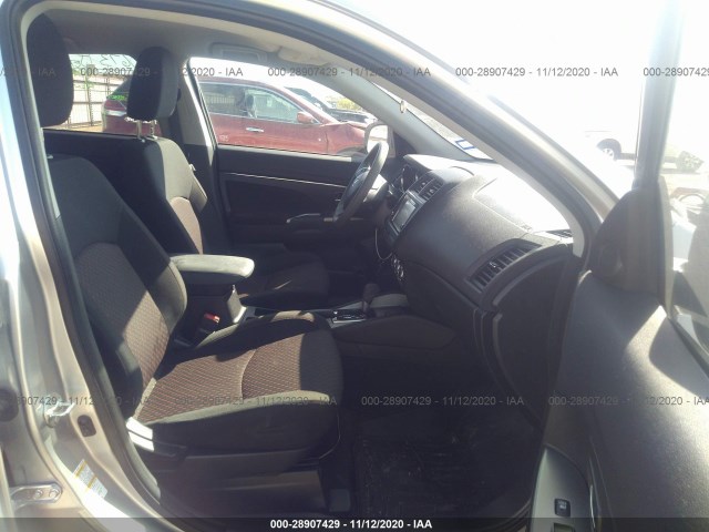 JA4AP3AU3KU020686  mitsubishi outlander sport 2019 IMG 4